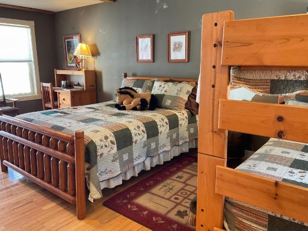 Mountain Quest Inn image 13