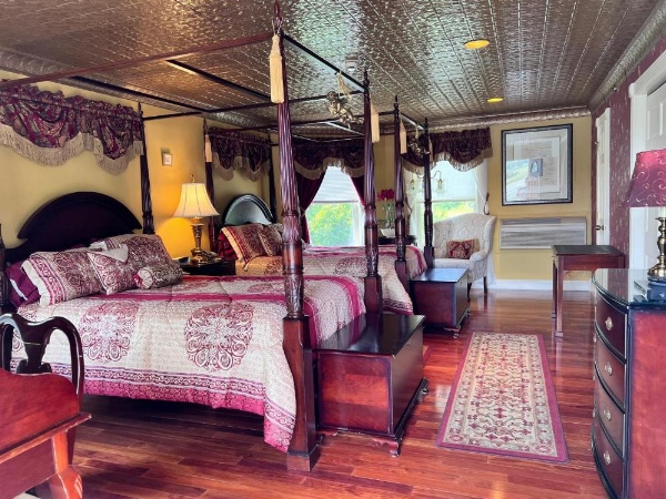 Mountain Quest Inn image 23